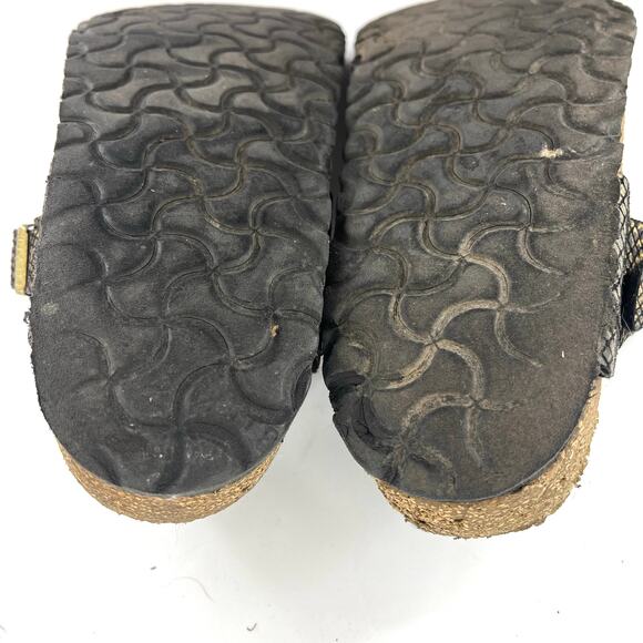 Birkenstock Women's 6.5 / 37 Gizeh Gold Embossed Microfiber Snake Thong Sandals - Picture 10 of 10